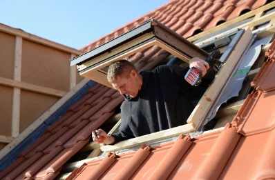 Pose de fenêtres de toit Velux à Loromontzey